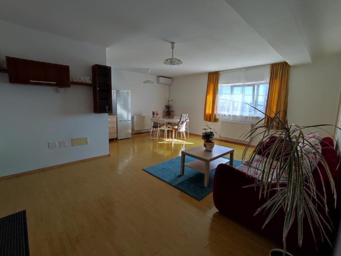 M K L Studio Gyulafehérvár Kültér fotó